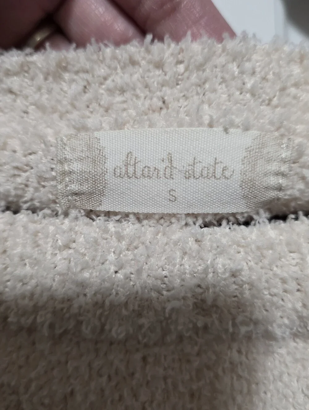 Altar'd State Womens Fleece Fuzzy Stripe Sleeve Oversized Semi Cropped Sweater